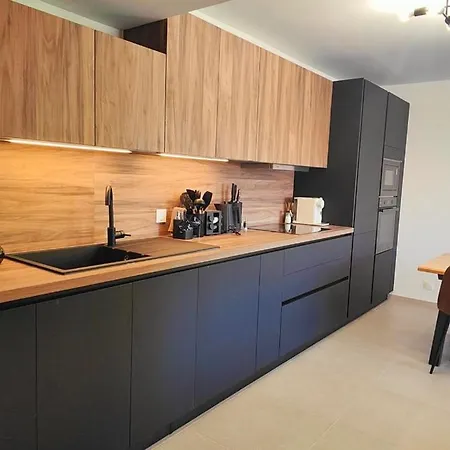 Apartman Spacious With Lovely Terrace Saint-Raphaël