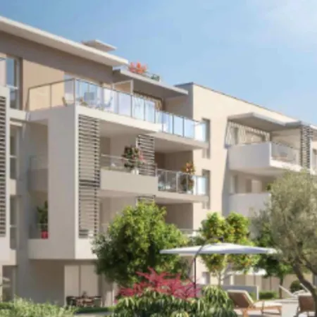 Apartman Spacious With Lovely Terrace